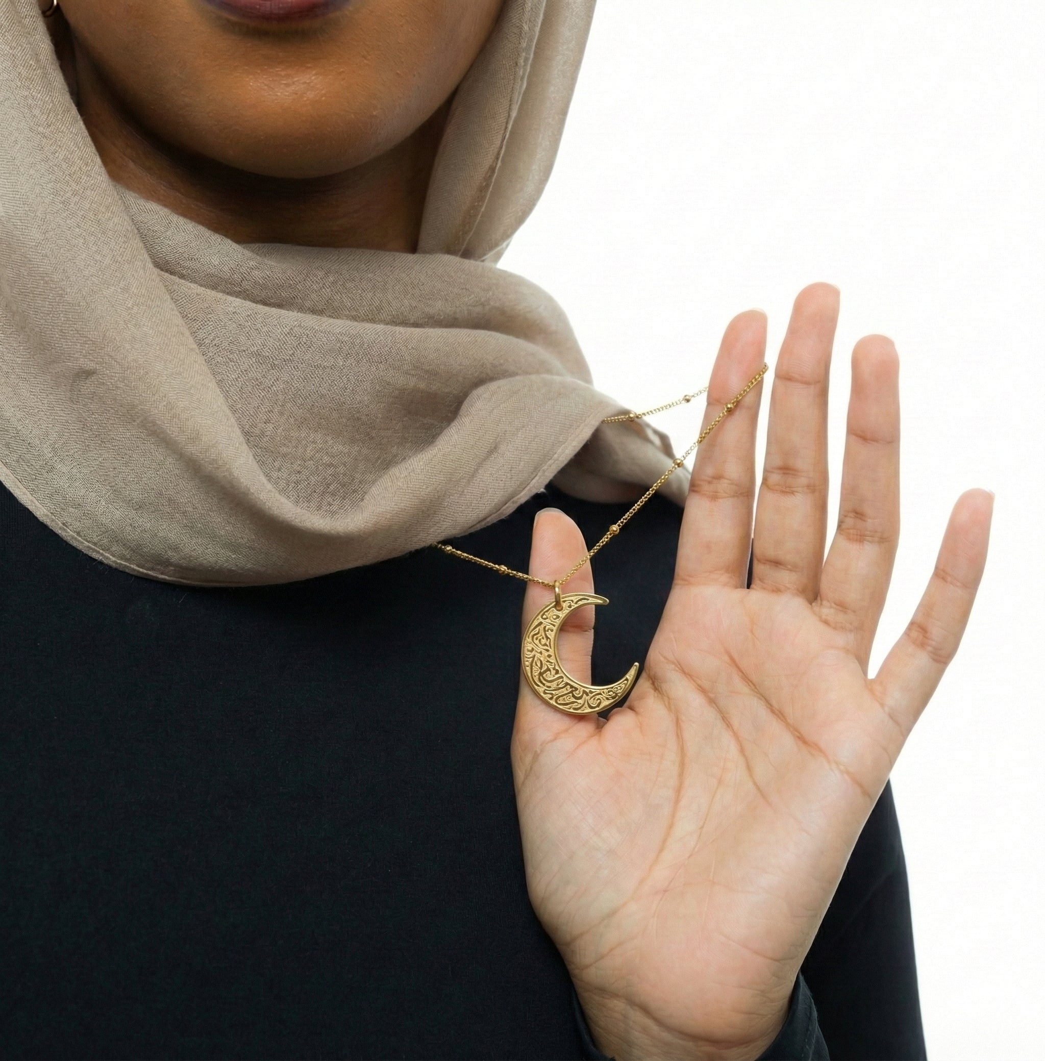 Collier croissant de difficultés et de facilité